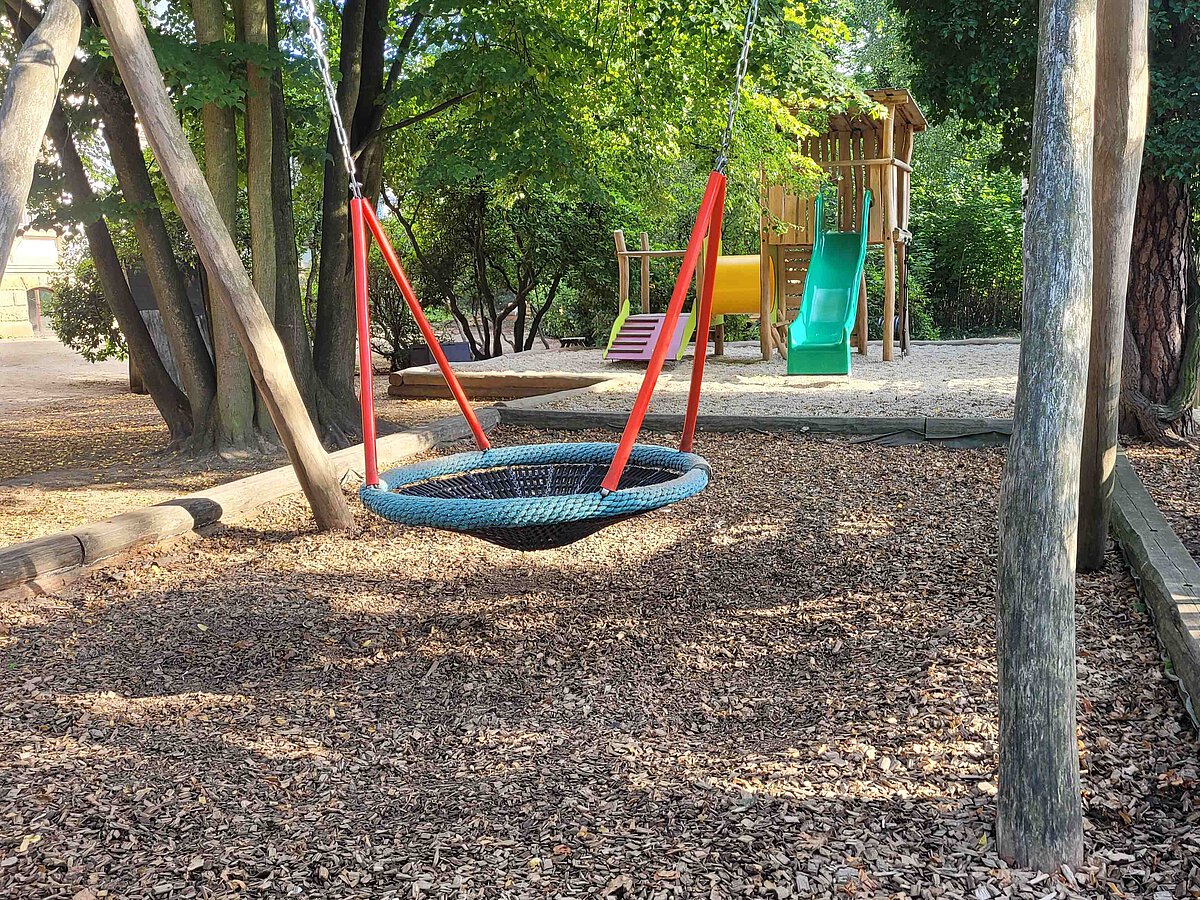 Nestschaukel