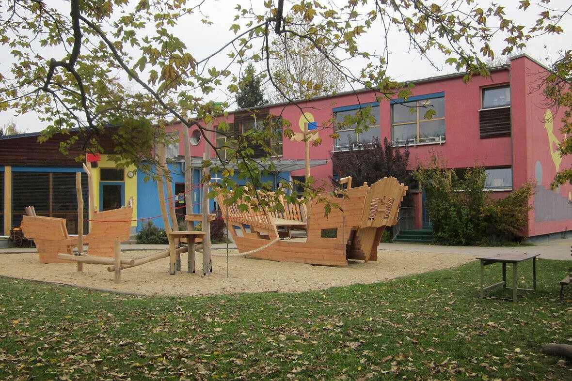 Schiffe im großen Garten Schiffe im großen Garten