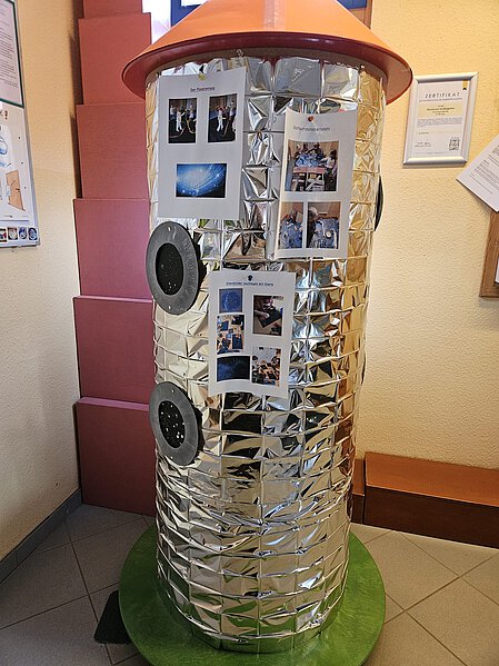 fertige Rakete, selbst gebastelt